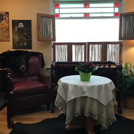 Holiday Lodge Bed And Breakfast-3
